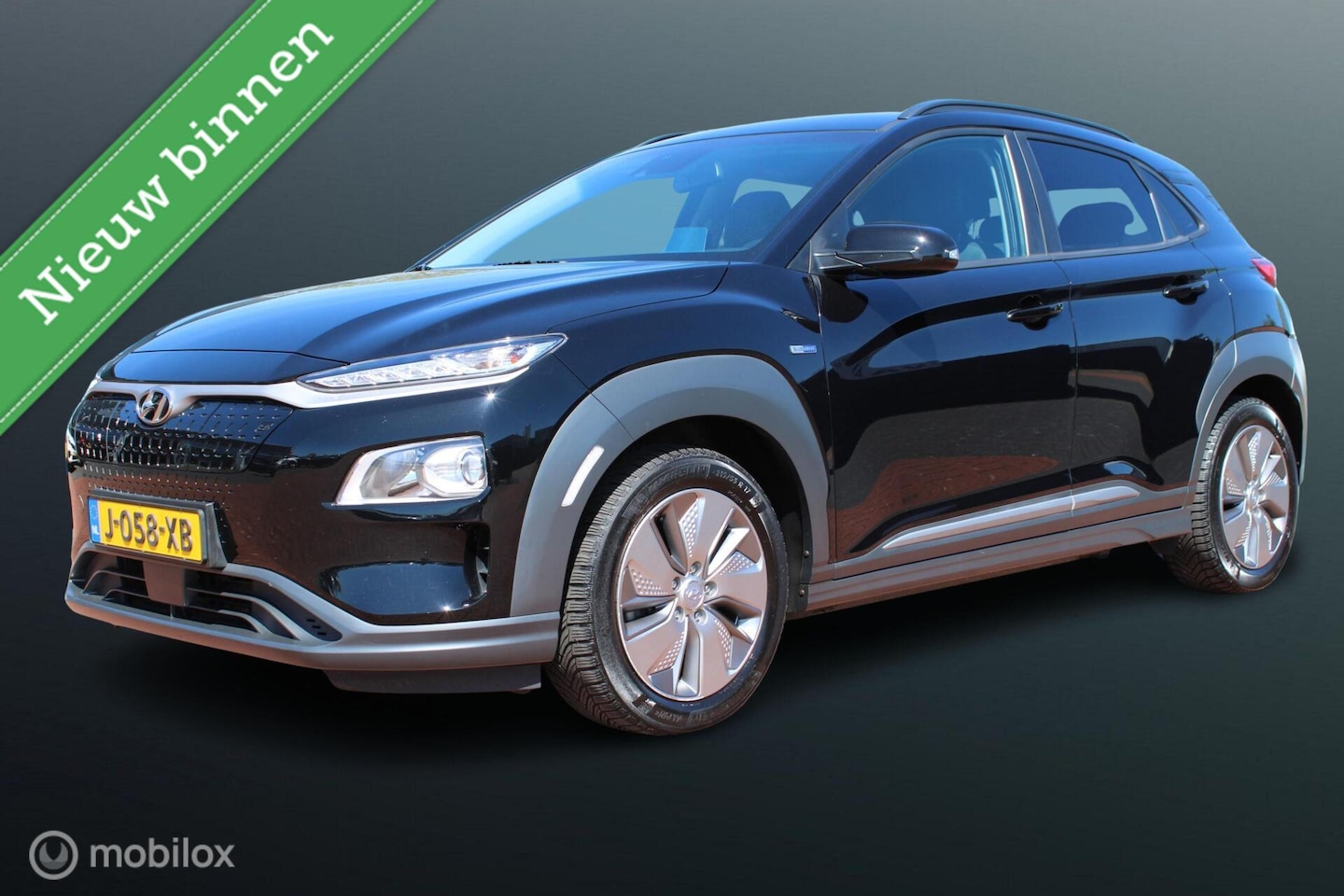 Hyundai Kona Electric - EV Fashion 64 kWh, SOH 100%, 3-fasen, Stoelverwarming, Navi, App connect, Donker glas, Cru - AutoWereld.nl