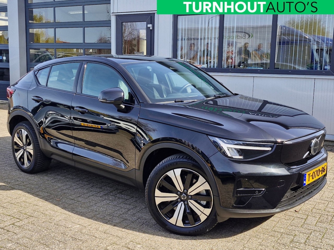 Volvo C40 - Recharge 69 kWh Panoramadak | Carplay | Camera | 19 inch - AutoWereld.nl