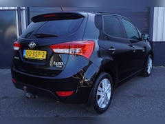 Hyundai ix20 - 1.6i i-Catcher | Orig. NL | Volledig Dealeronhoud | NAP | Vol Opties | Trekhaak | Pano/sch