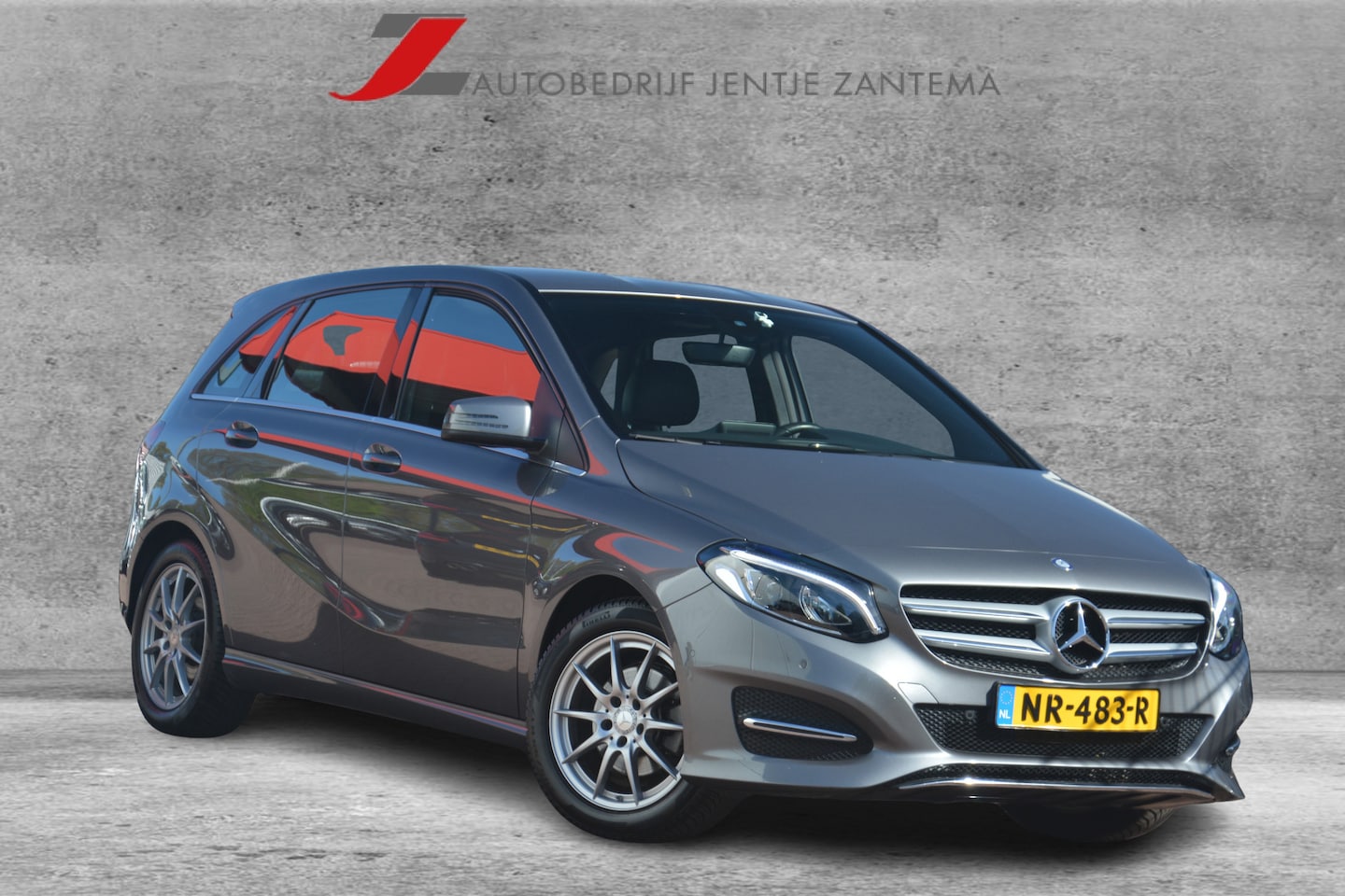 Mercedes-Benz B-klasse - 180 Ambition | Navigatie | Xenon | Cruise-control | Sportstoelen | Trekhaak | NL auto!! | - AutoWereld.nl