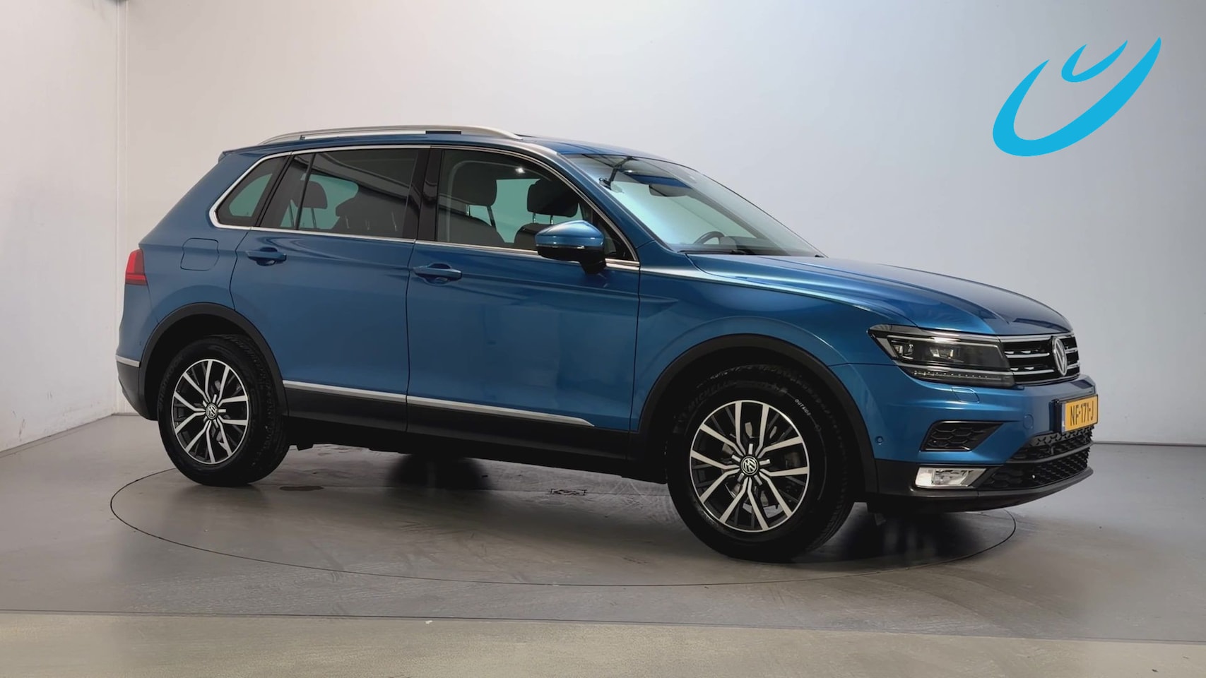 Volkswagen Tiguan - 1.4 TSI 150pk DSG ACT Connected Series Panoramadak Alcantara Stoelverwarming Camera DAB+ - AutoWereld.nl