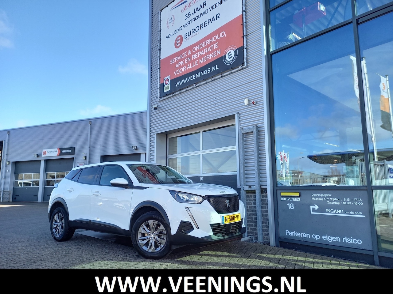 Peugeot 2008 - 1.2 130PK PureTech Active Pack - 1 EIGENAAR - NL AUTO - TREKHAAK - LED - CARPLAY / ANDROID - AutoWereld.nl