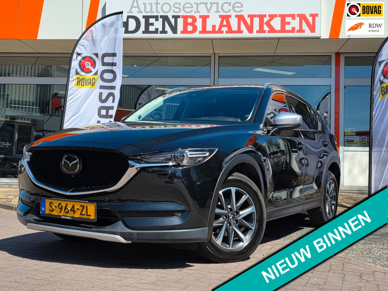 Mazda CX-5 - 2.5 SkyActiv-G 194 GT-M 4WD Automaat BJ.2018 / Navi / Leder / 360 Camera / Keyless / 17"Lm - AutoWereld.nl