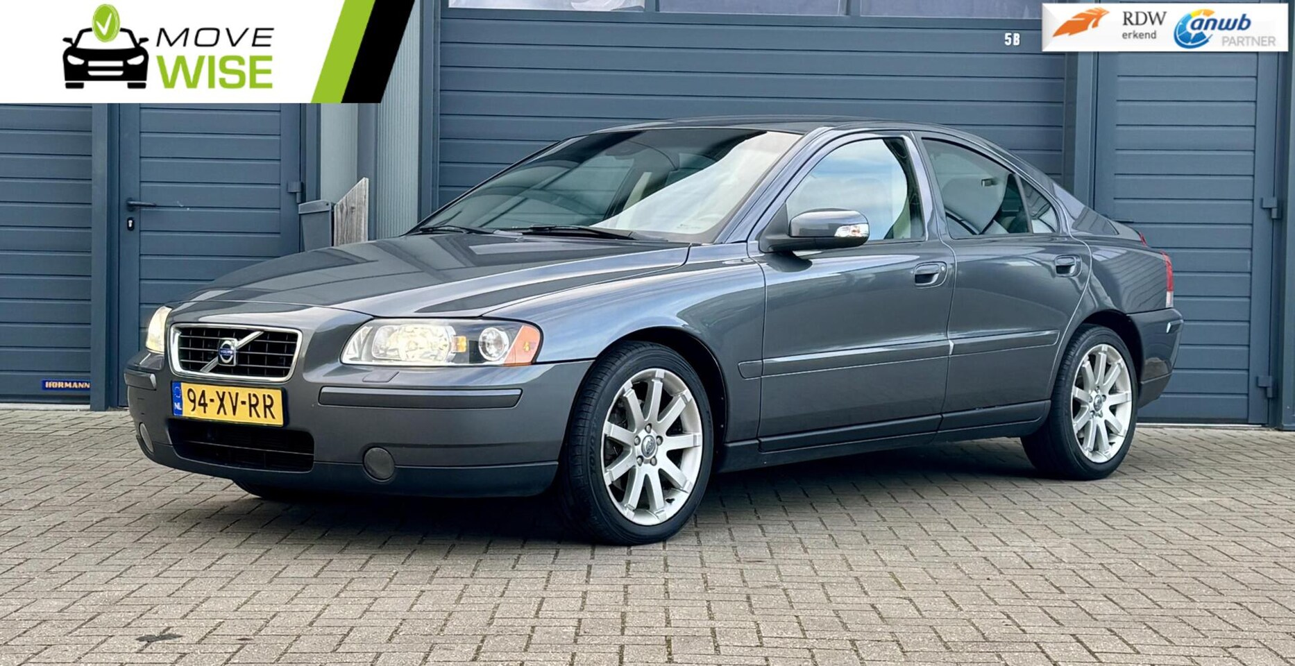 Volvo S60 - 2.4D 5 Cil. Drivers Edition | AUTOMAAT | TOP STAAT | Trekhaak | Sportuitvoering | - AutoWereld.nl