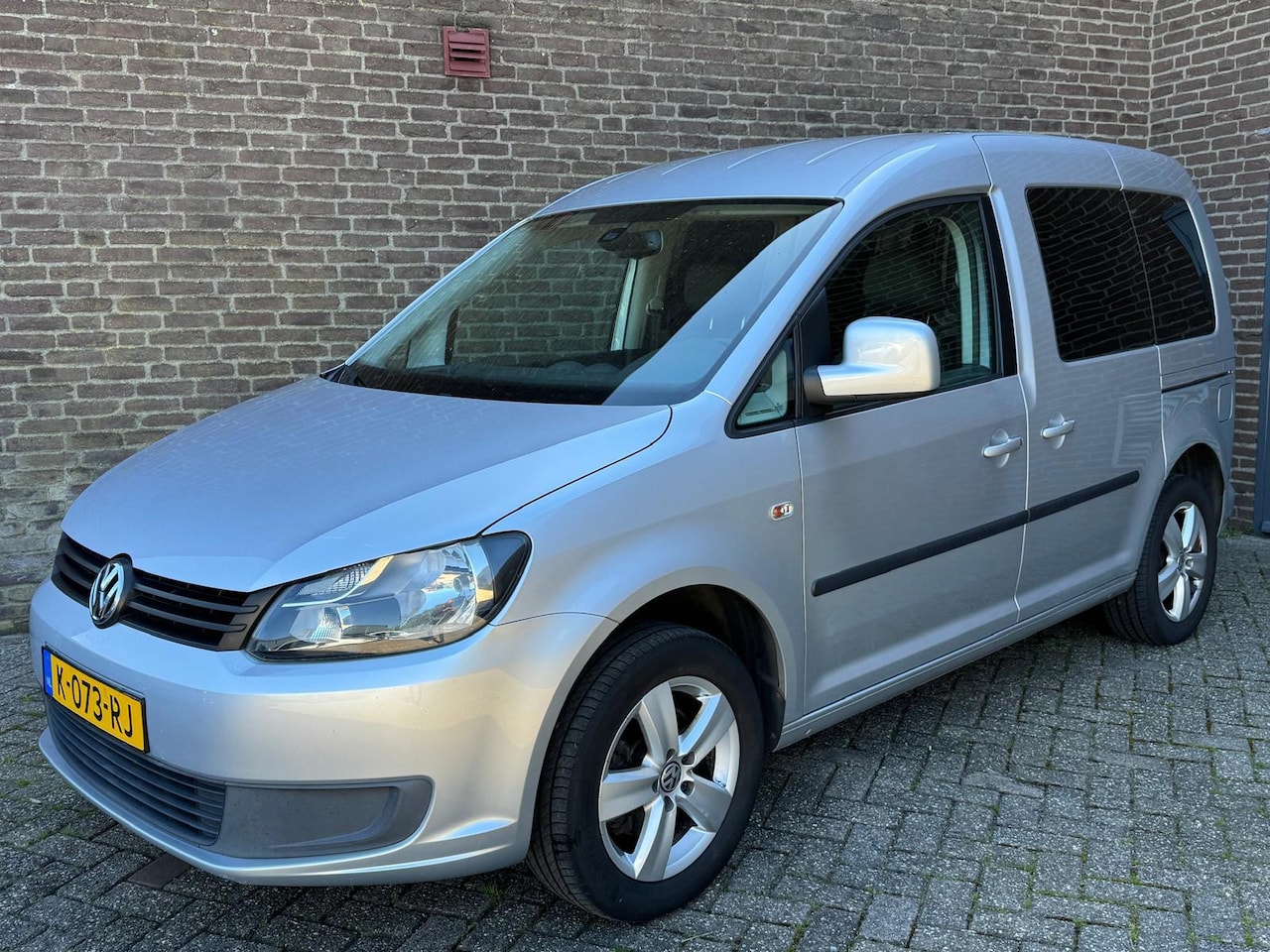 Volkswagen Caddy - 1.2 TSI 7p. Airco Parkeersens. Trekhaak 2xSchuifdeur - AutoWereld.nl