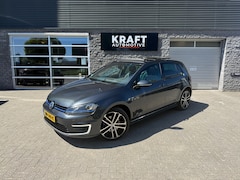 Volkswagen Golf - 1.4 TSI GTE | PANO | Dealer onderhouden | Apple Carplay | Camera | Leder | Cruise | Ambien