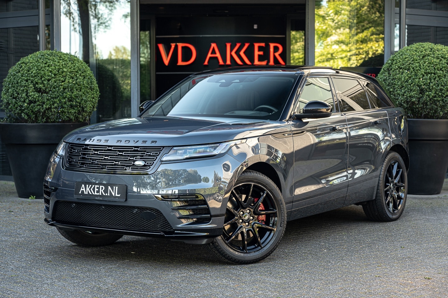 Land Rover Range Rover Velar - LANDROVER P400e HSE Dynamic | Stoelkoeling | Pano.Dak | Head-up | Trekhaak - AutoWereld.nl