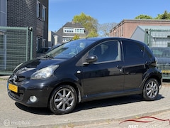 Toyota Aygo - 1.0-12V Dynamic Navigator