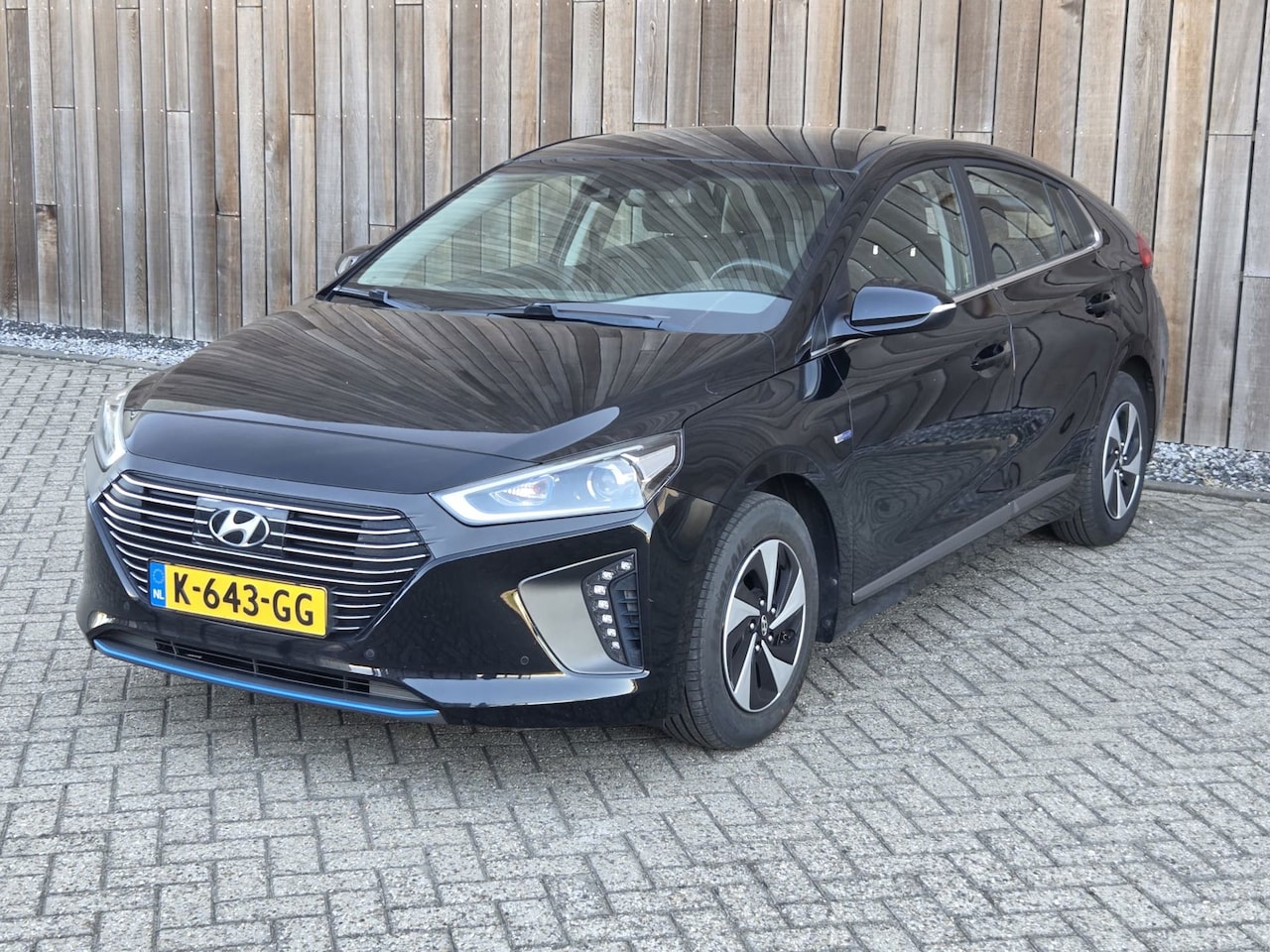 Hyundai IONIQ - 1.6 GDi First Edition 1.6 GDi First Edition - AutoWereld.nl