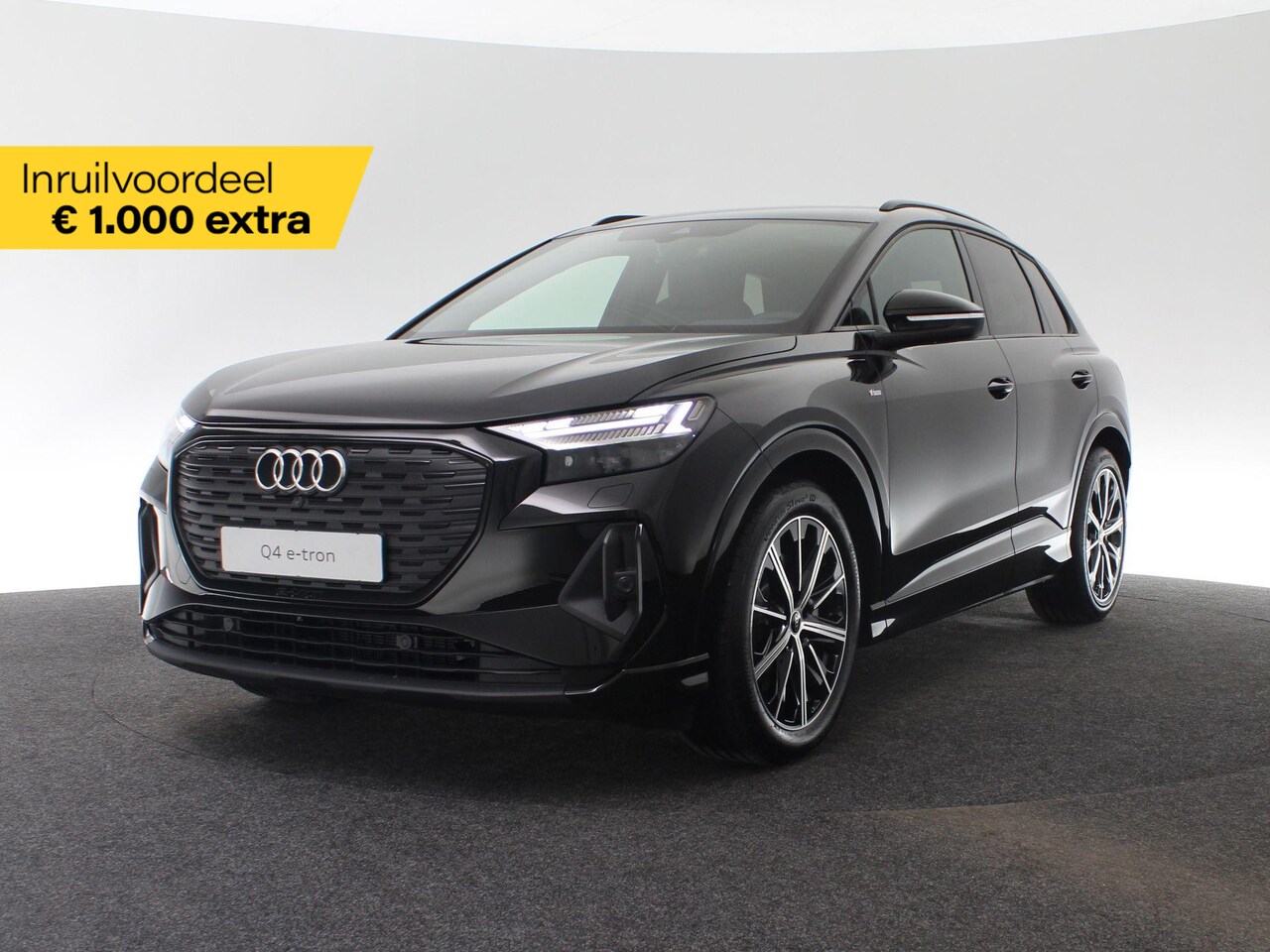 Audi Q4 e-tron - Competition 45 286 pk quattro S edition | Trekhaak | 20" Velgen 10-ster-aero | Assistentie - AutoWereld.nl