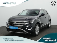 Volkswagen T-Roc - 1.5 TSI 150 pk DSG Style | Trekhaak | Stoelverwarming | Navigatie | Massage