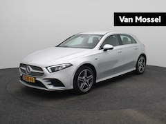 Mercedes-Benz A-klasse - 250 e | Sportstoelen | Achterruitrijcamera | AMG styling | Cruise control |