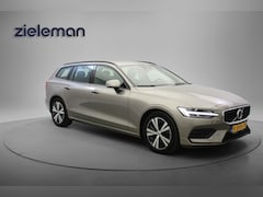 Volvo V60 - 2.0 B3 Momentum Advantage - Digitaal Cockpit, Carplay, Adaptive Cruise, Camera