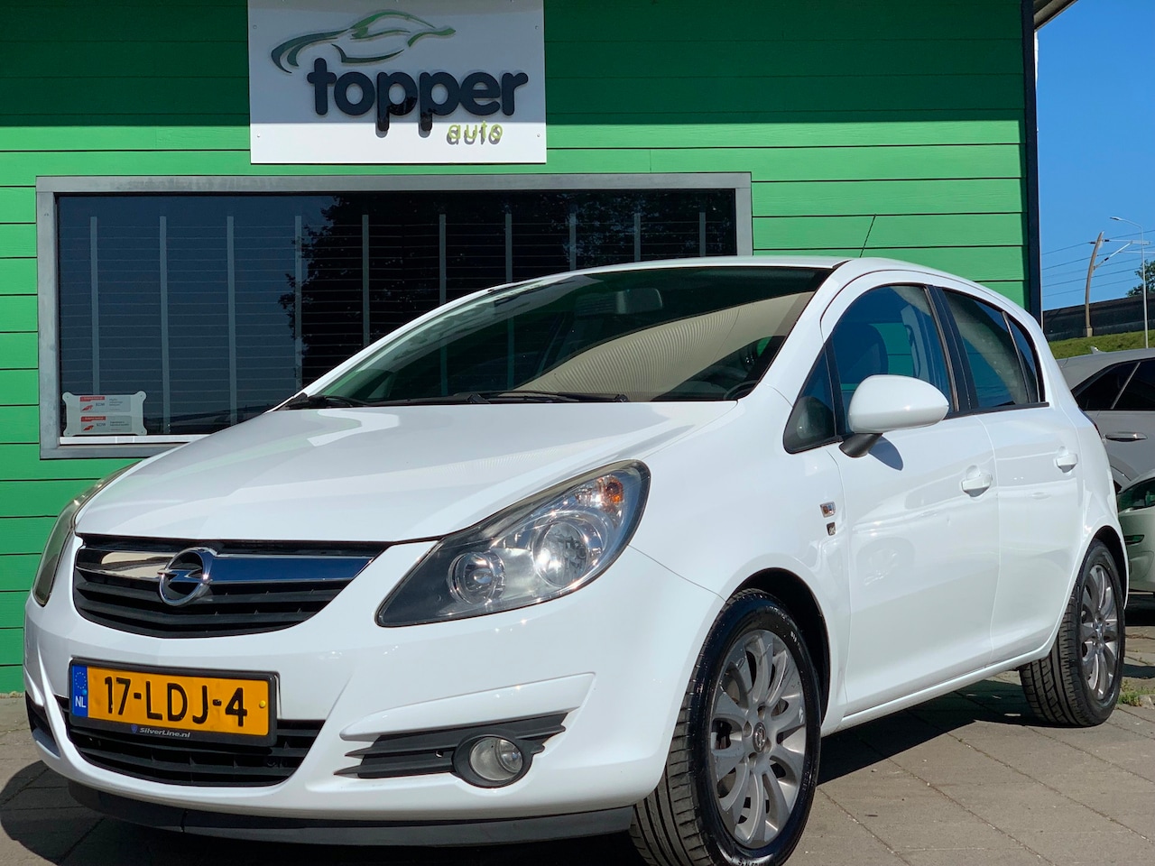 Opel Corsa - 1.2-16V '111' Edition|CruiseControl|Airco| - AutoWereld.nl