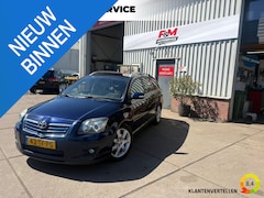 Toyota Avensis Wagon - 2.4 VVTi Executive Automaat, clima, navi, trekhaak