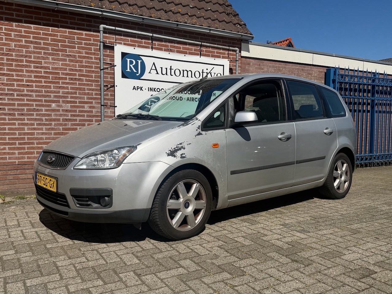 Ford Focus C-Max - 1.8-16V Futura. Export. Zo meenemen - AutoWereld.nl