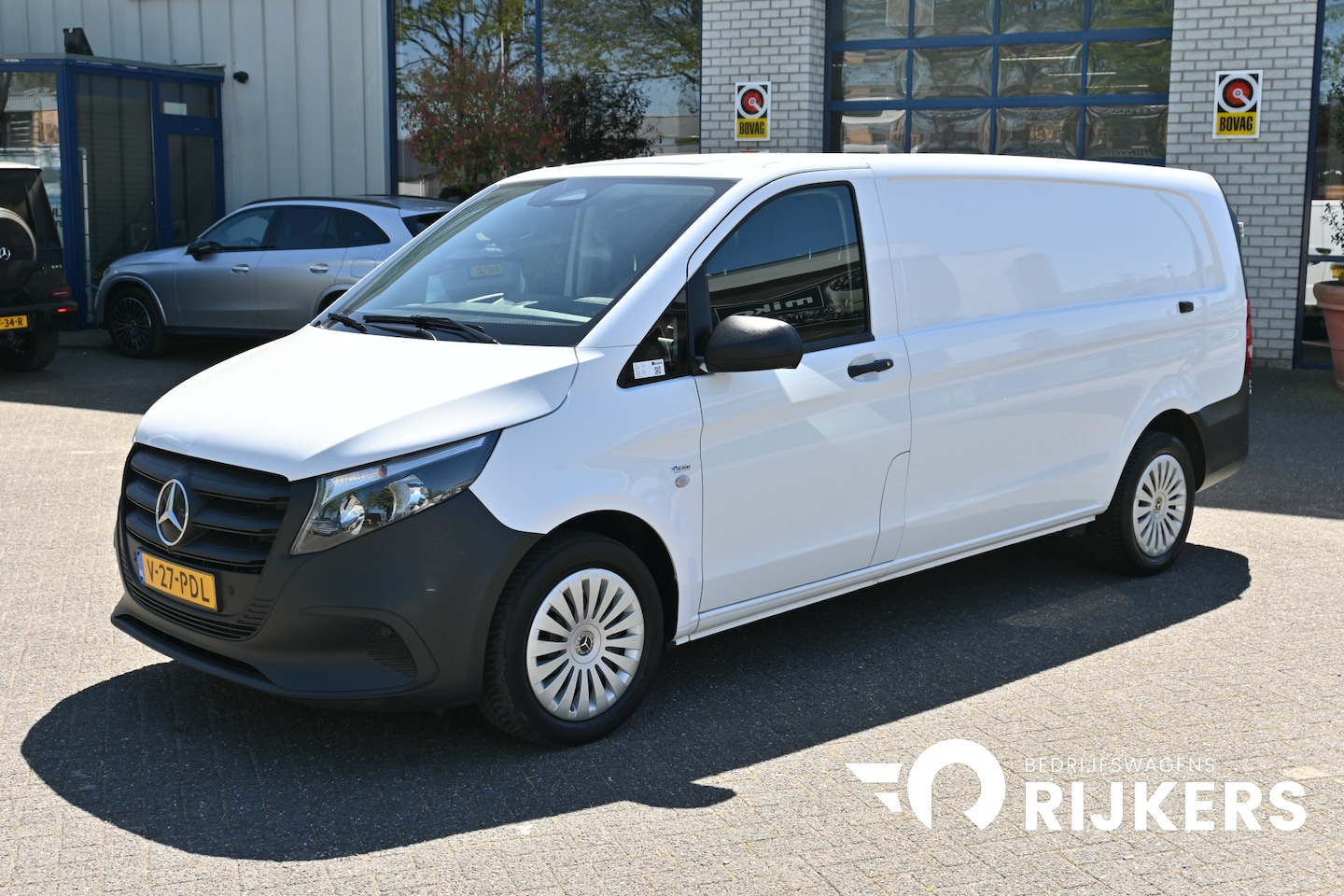Mercedes-Benz Vito - 116 CDI L3 Pro Navigatie, Winterpakket, Achterdeuren, Etc. - AutoWereld.nl