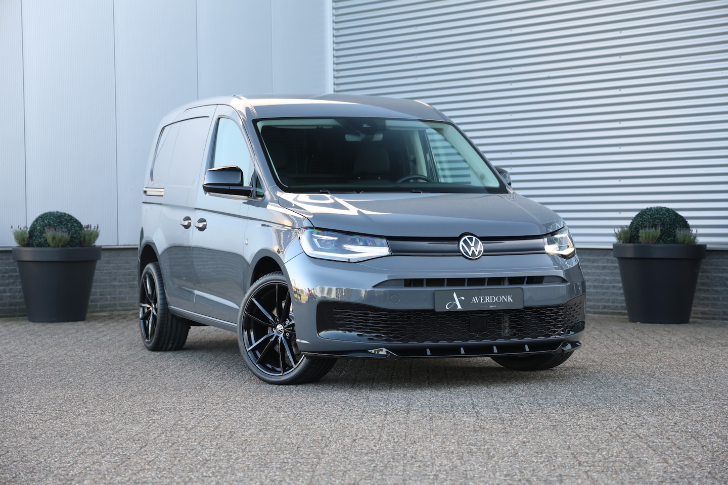 Volkswagen Caddy Cargo - 1.5 TSI Style Automaat Led|Cam|Stoelv|DLR - AutoWereld.nl