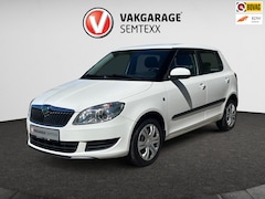 Skoda Fabia - 1.2 TSI Ambition Businessline UNIEK | Automaat | 37.000 DKM | Airco | PDC Achter | Cruise