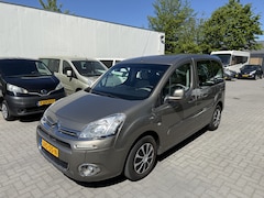 Citroën Berlingo - 1.6 VTi Rolstoelauto 3+1 of 5-0 - Ruime Bodemverlaging - Knielsysteem - Luchtvering - Rols