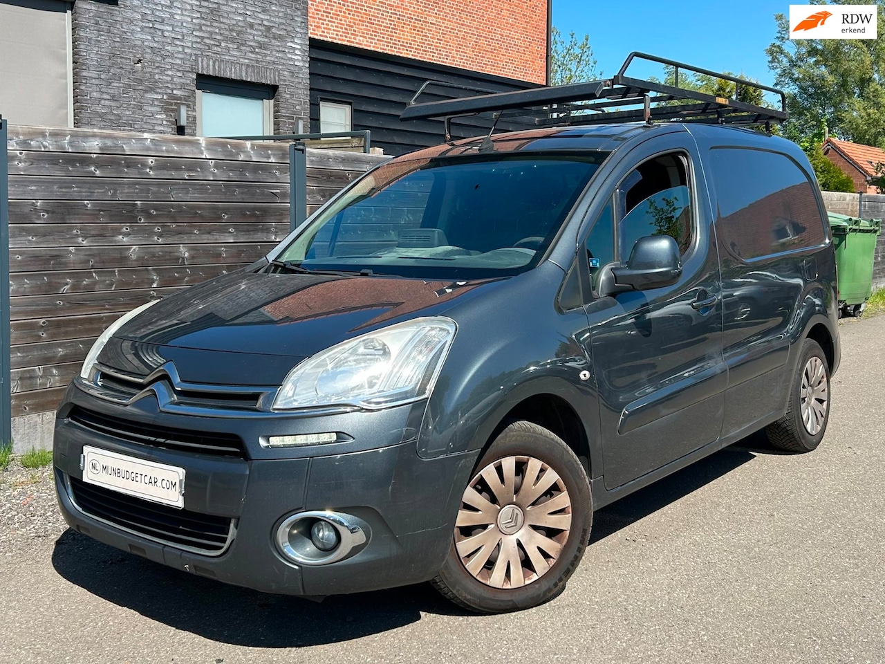 Citroën Berlingo - 2014 1.6 e-HDI AUTOMAAT - AutoWereld.nl