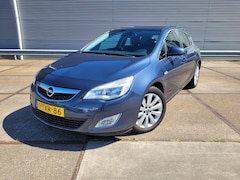 Opel Astra - 1.6 Sport Automaat, Half leder