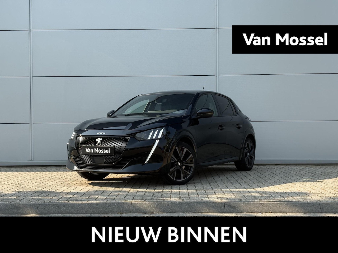 Peugeot 208 - 1.2 PureTech GT Pack | Camera | Cruise Control | Alcantara bekleding | Stoelverwarming | P - AutoWereld.nl