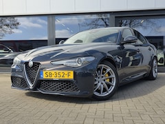 Alfa Romeo Giulia - 2.0T Super + XENON + VOLLEER + SPORTPAKKET + MEMORY