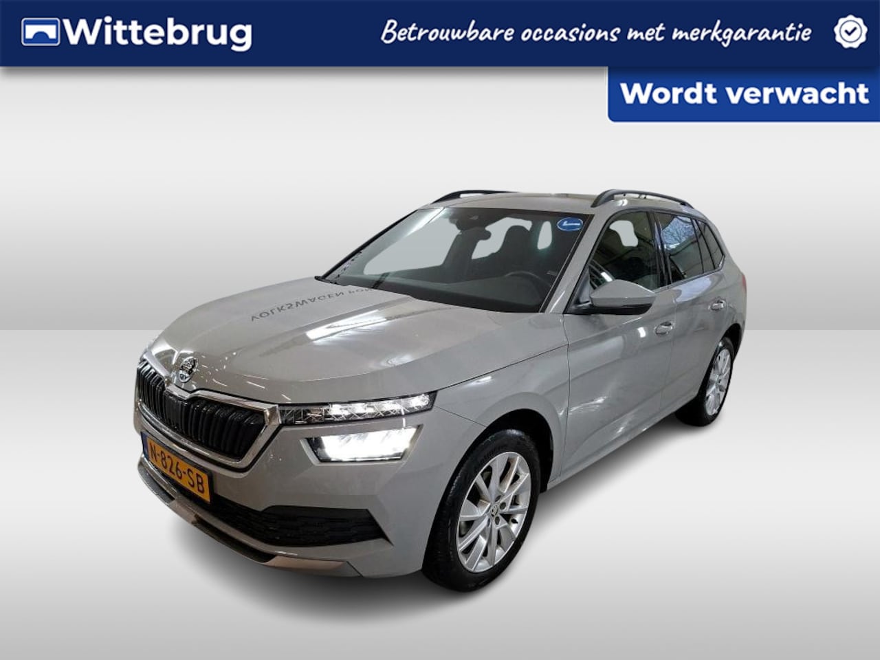 Skoda Kamiq - 1.0 TSI 110pk Sport Business / Navigatie by APP / LM 17 inch / LED / Keyless / Parkeersens - AutoWereld.nl