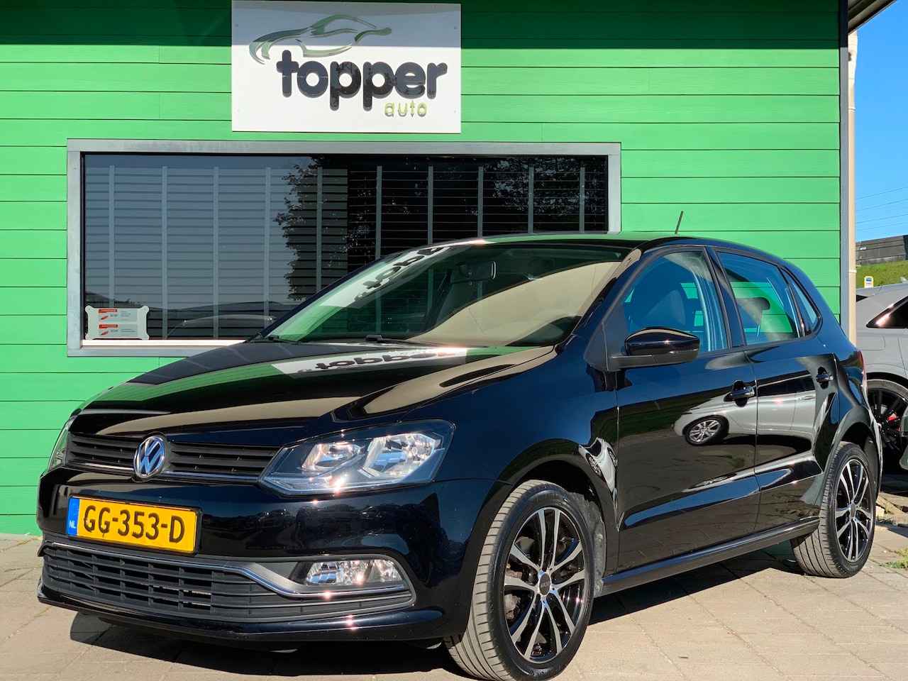 Volkswagen Polo - 1.2 TSI Comfortline |Navi | Airco | CruiseControl - AutoWereld.nl