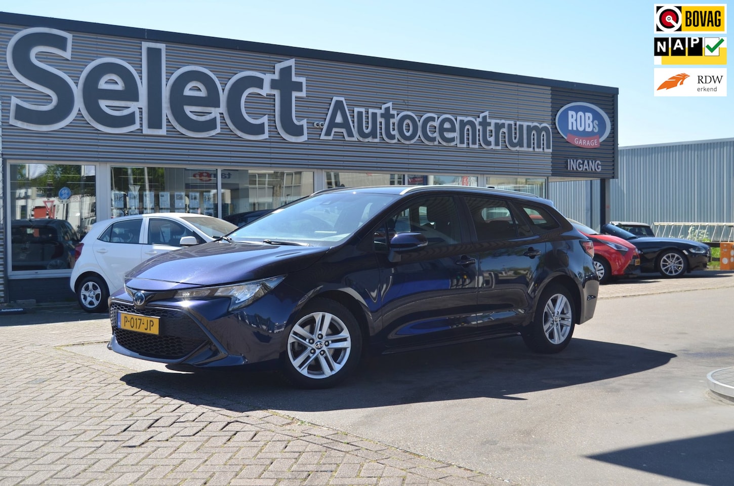 Toyota Corolla Touring Sports - 1.8 Hybrid Business|LED|CAMERA|CARPLAY|ECC|CRUISE|NAP - AutoWereld.nl