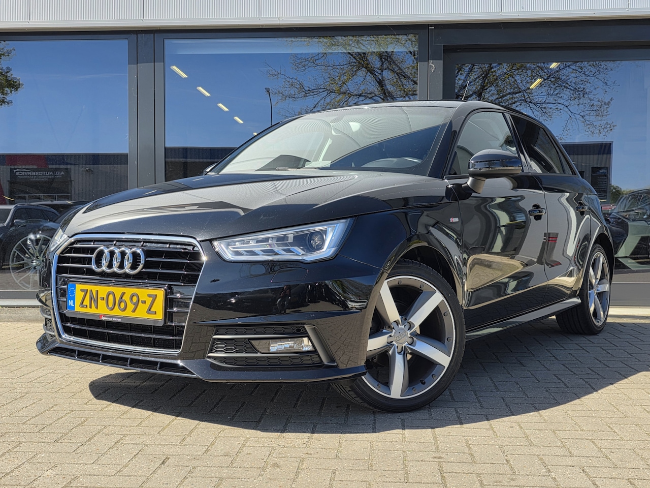 Audi A1 Sportback - 1.0 TFSI Sport Pro Line S + S-LINE + LED KOPLAMPEN + NAVIGATIE - AutoWereld.nl