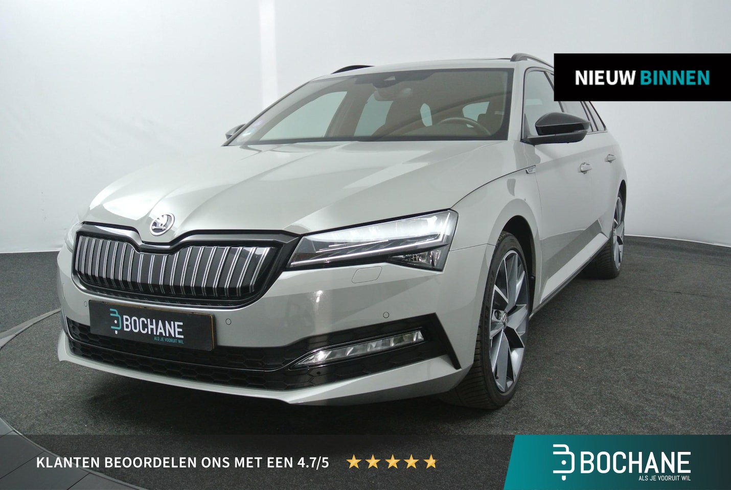 Skoda Superb Combi - 1.4 TSI iV Sportline Business | Panoramadak | Trekhaak | Leder/Alcantara | - AutoWereld.nl