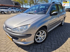 Peugeot 206 SW - 1.6-16V XS 2002. Climate/Mistlampen/Trekhaak etc.. APK 04-2027