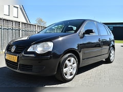 Volkswagen Polo - 1.4-16V Optive 5DRS Airco | Elektr.ramen | Trekhaak