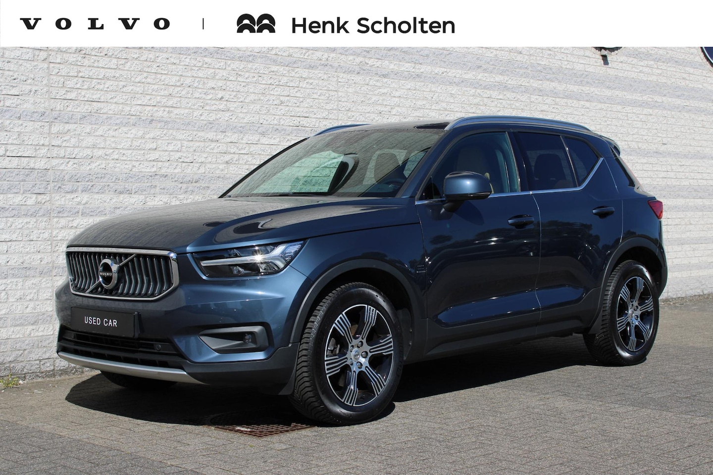 Volvo XC40 - T4 Inscription | Trekhaak | Parkeercamera | Verwarmbare Voorstoelen | Lederen Bekleding | - AutoWereld.nl