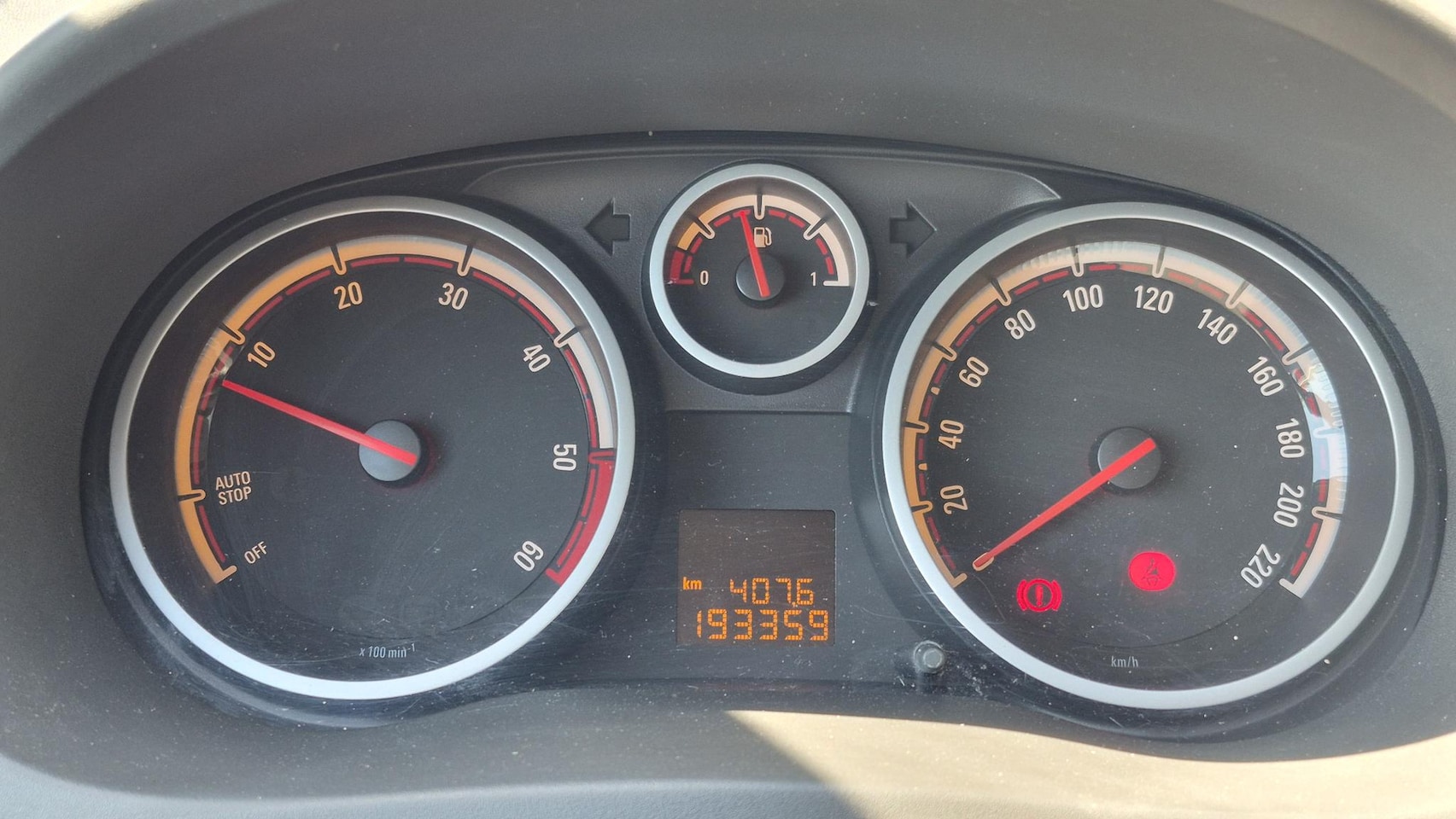 Opel Corsa - 1.3 CDTi EcoFlex S/S Cosmo APK 22-06-2027 I Airco I Cruise I Trekhaak