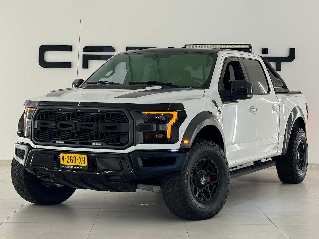 Ford F-150 Raptor - USA 3.5 V6 Ecoboost SuperCrew 450pk NL-auto Lightbar Go Rhino Backflip Uitlaatklep - AutoWereld.nl