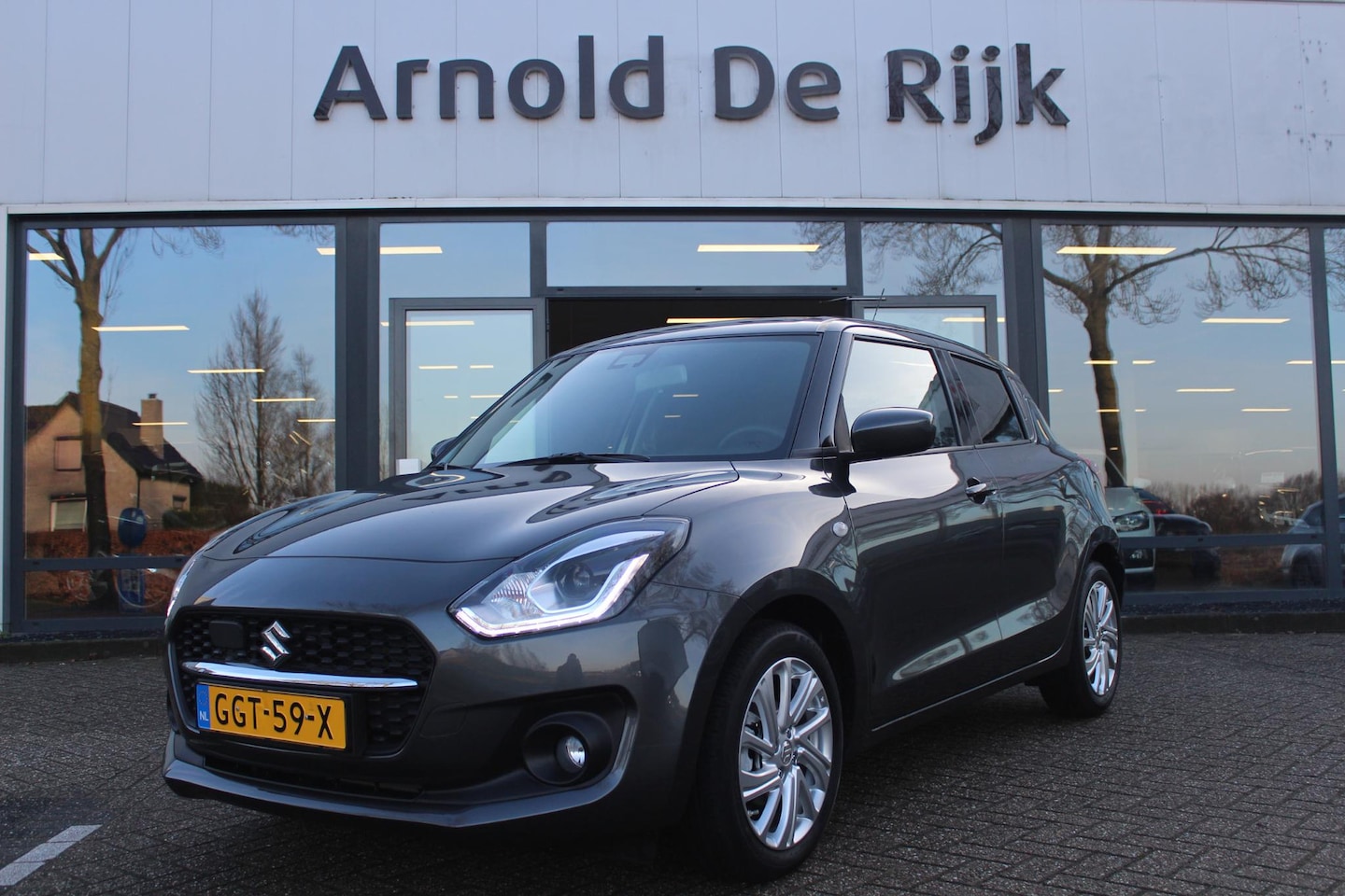 Suzuki Swift - 1.2 Select Smart Hybrid NIEUW Actieprijs - AutoWereld.nl