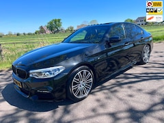 BMW 5-serie - 520i High Executive, head-up, 360 camera schuifdak