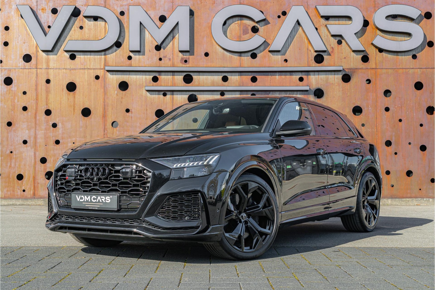 Audi Q8 - 4.0 TFSI RS Q8 quattro | Soft-Close | Smartphone | B&O | Tour | HUD | Panorama | 23" | Spo - AutoWereld.nl