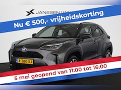 Toyota Yaris Cross - 1.5 Hybrid Dynamic Automaat / Panoramadak / Winterpakket / Camera / LED