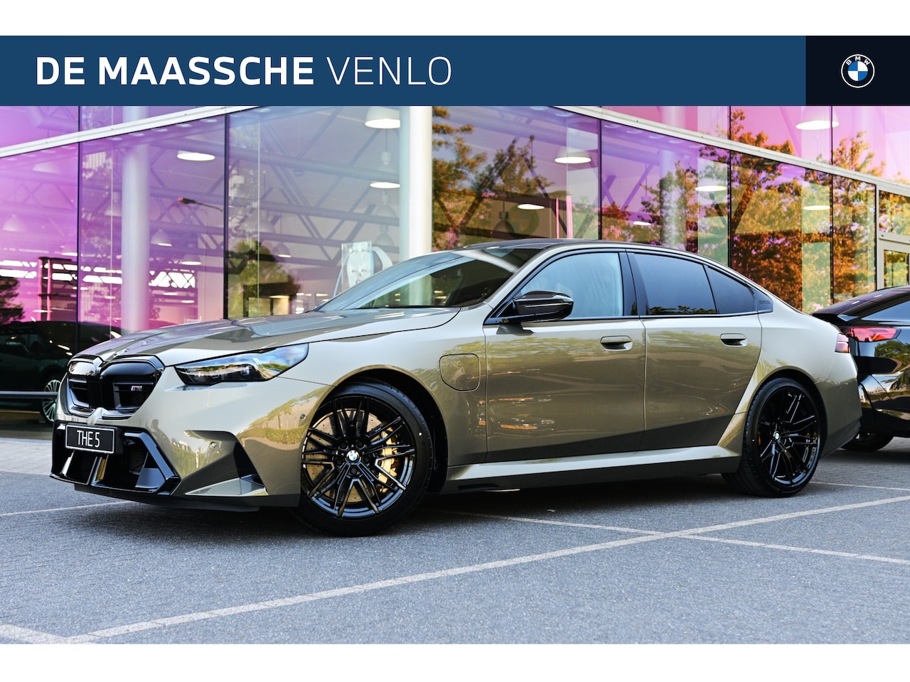 BMW M5 - 5 Serie Automaat / Trekhaak / Carbon-keramische remmen / Carbon Pack / M Drive Professiona - AutoWereld.nl