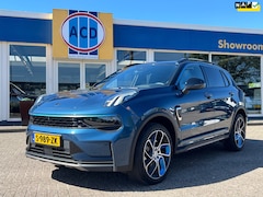 Lynk & Co 01 - 1.5 261pk PHEV 7DCTH | Orig.NL | Zwarte hemel | PanoramaDak | 360 graden Camera | Carplay