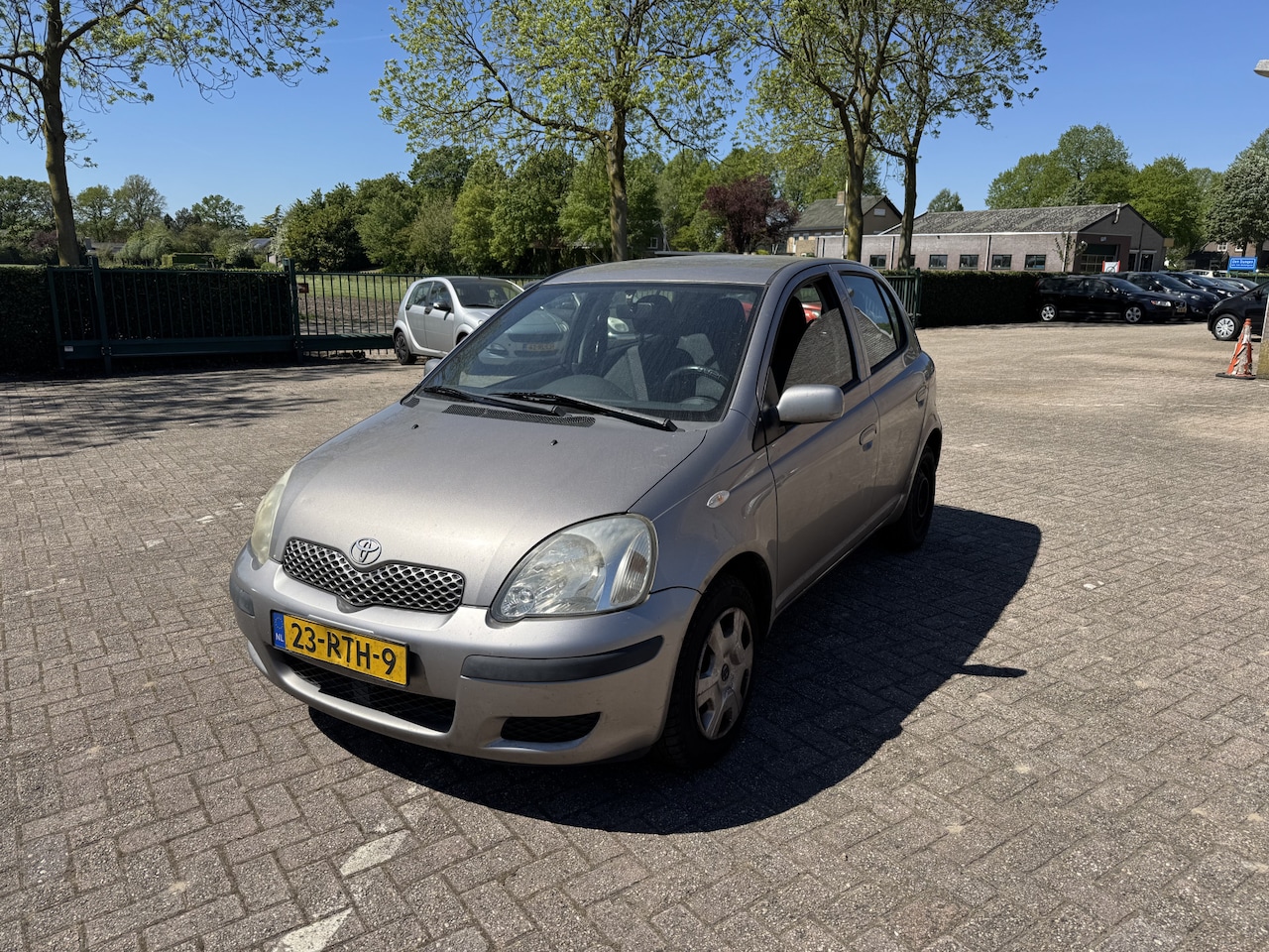 Toyota Yaris - 1.0 VVT-i Terra 1.0 VVT-i Terra 5drs - AutoWereld.nl