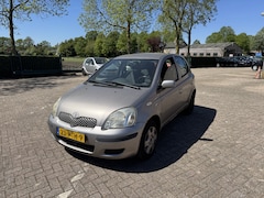 Toyota Yaris - 1.0 VVT-i Terra 5drs