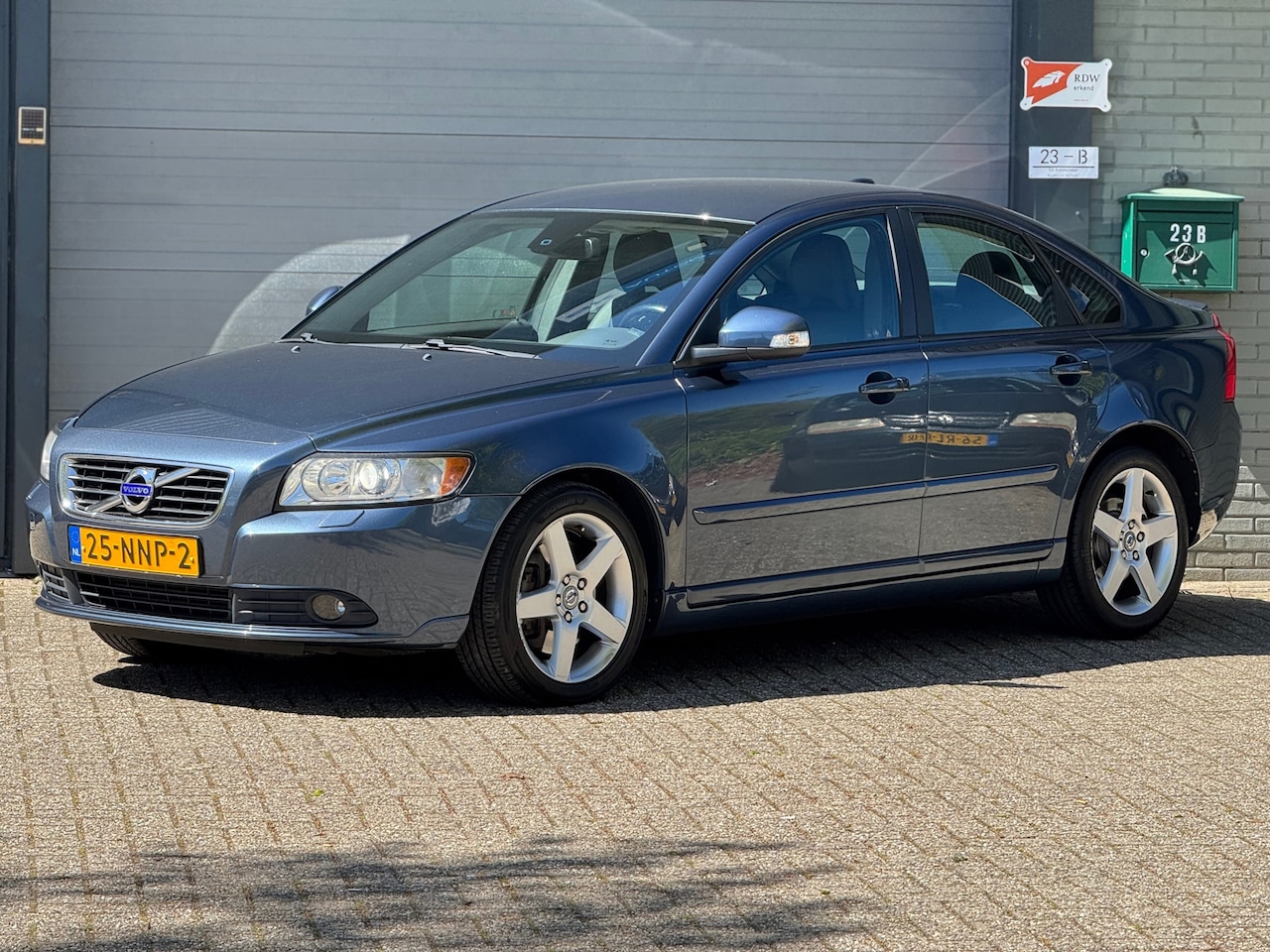 Volvo S40 - 2.0 D3 Momentum 2.0 D3 Momentum - AutoWereld.nl
