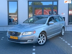 Volvo V70 - 1.6 T4 Nordic+|Leer|Trekhaak|xenon|Navi|PDC|NAP