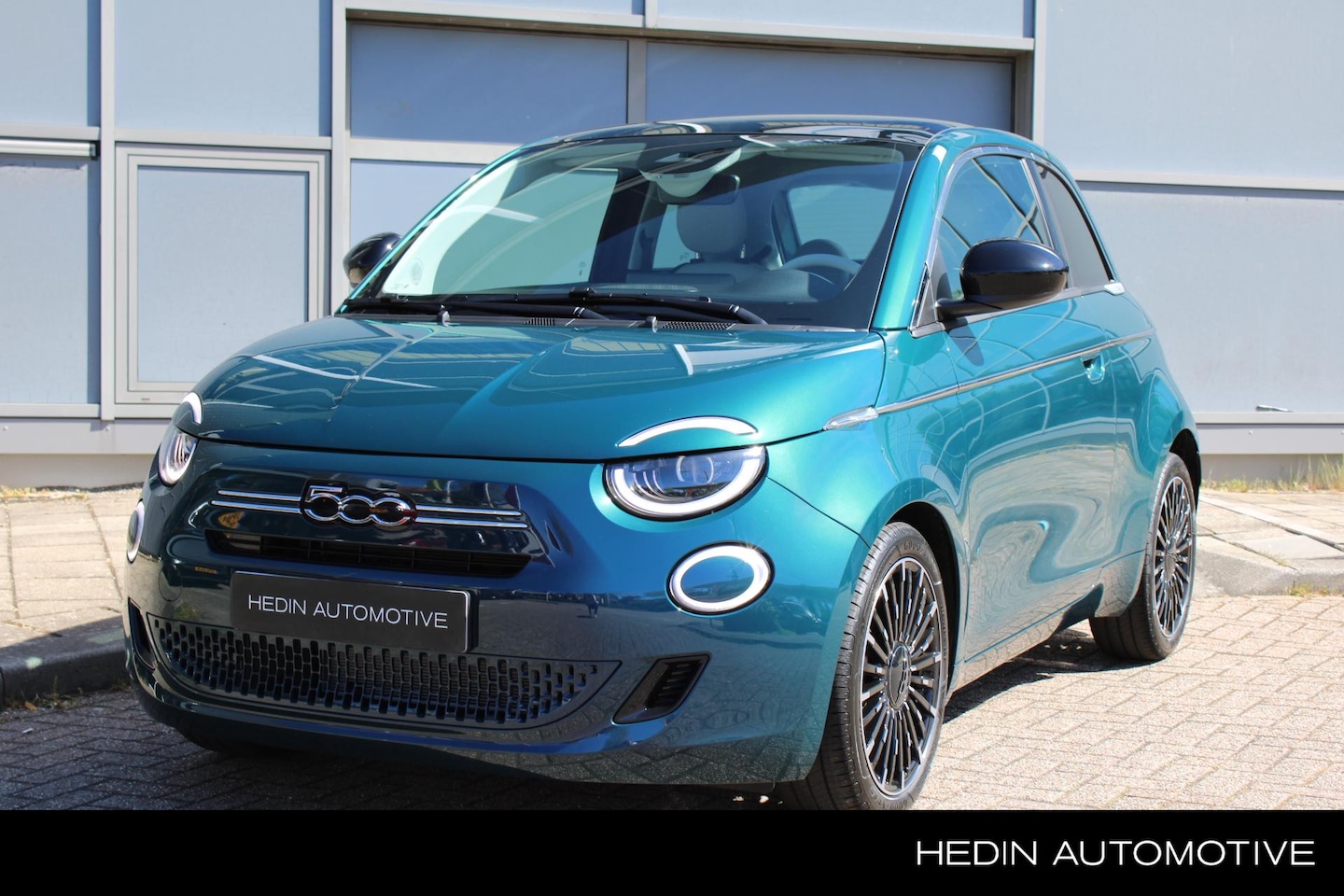 Fiat 500 - 1.0 Hybrid La Prima | Leer| Inclusief 1000,- particuliere voorraad korting | Top Plus Pack - AutoWereld.nl