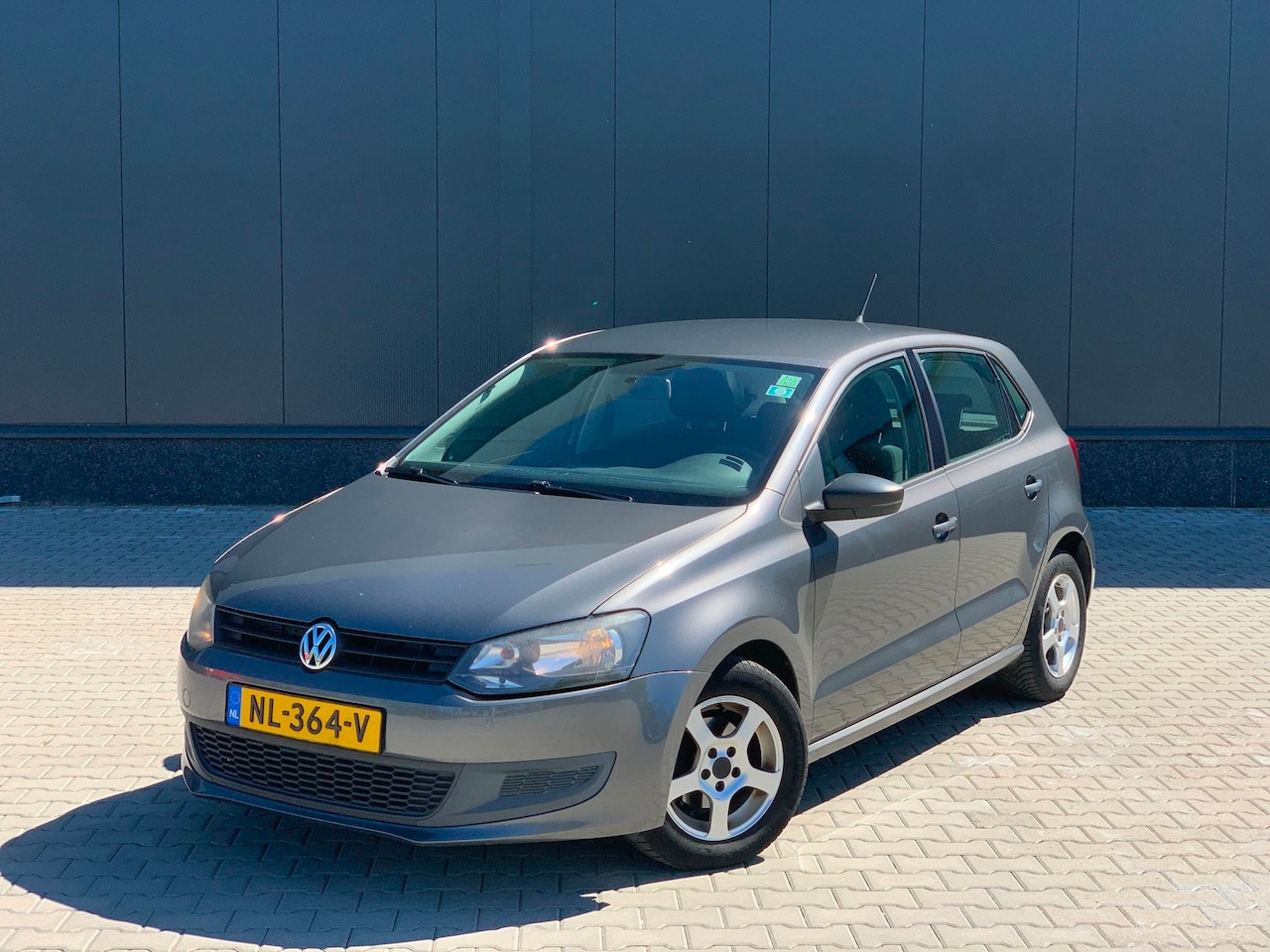 Volkswagen Polo - 1.2-12V | CARPLAY | AIRCO | ELEKTRISCHE RAMEN | 5 DEURS - AutoWereld.nl